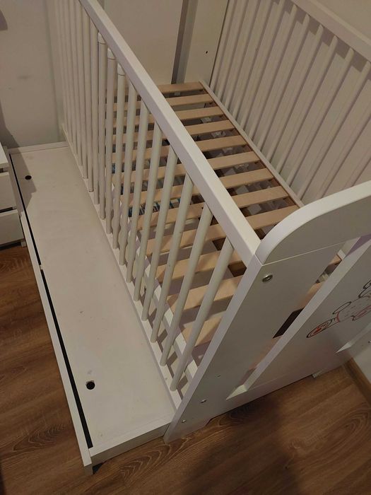 łóżeczko drewniane dla dziecka z szuflada