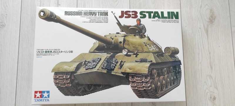 Is 3 Stalin Russian Heavy Tank Tamiya 35211 model czołgu