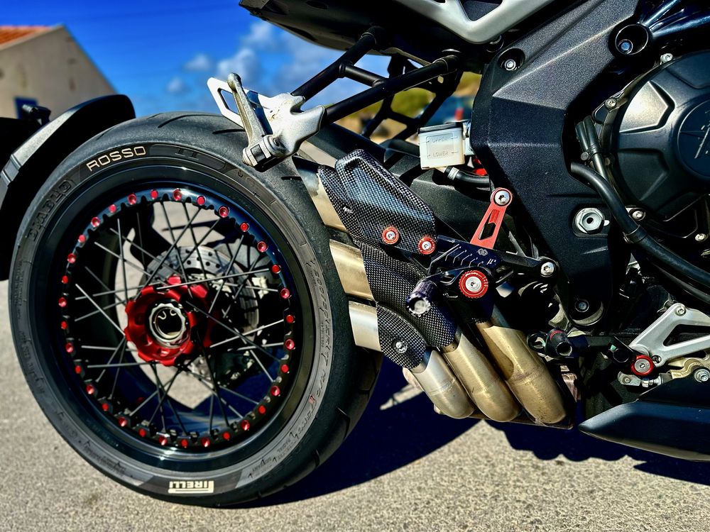 MV AGUSTA Dragster 800 RR