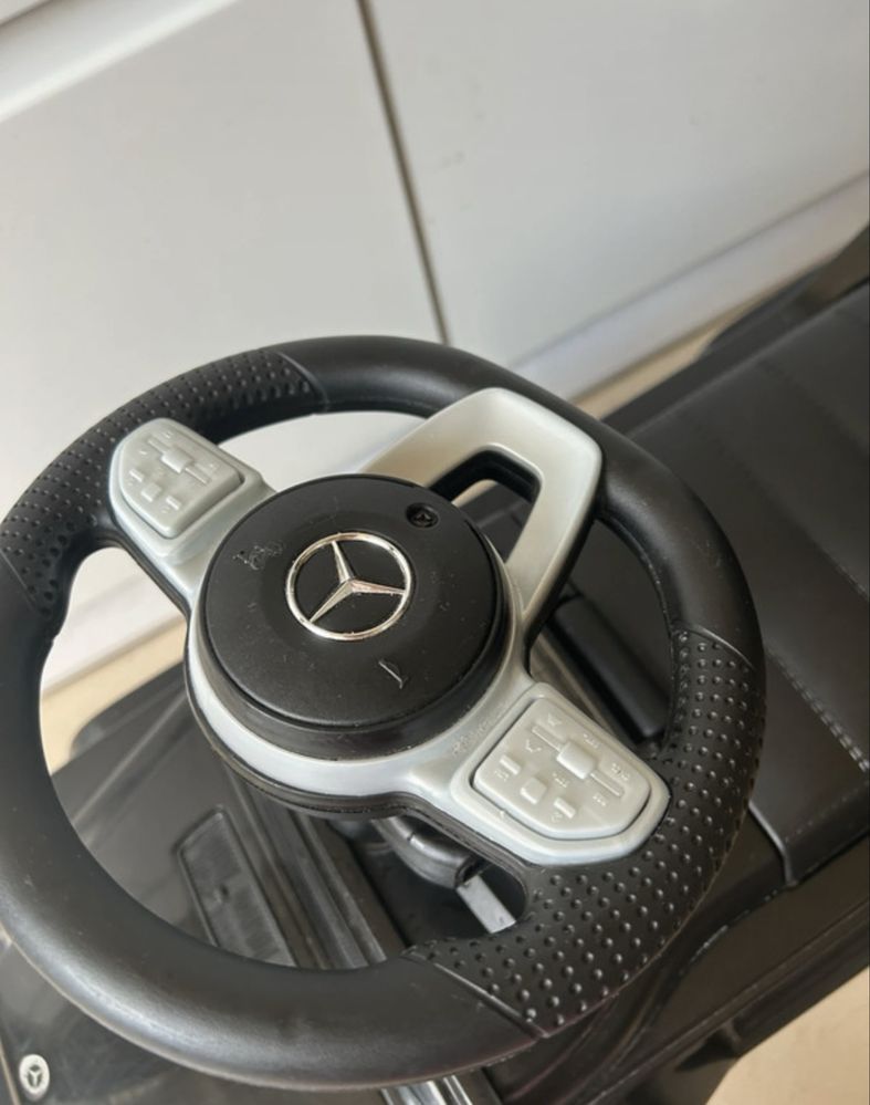 Toyz, Mercedes G350 D, jeździk, czarny