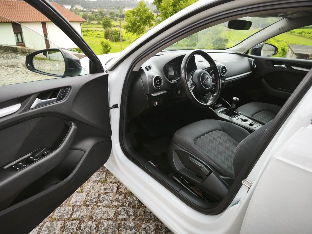 Audi A3 1.6 TDI Nacional