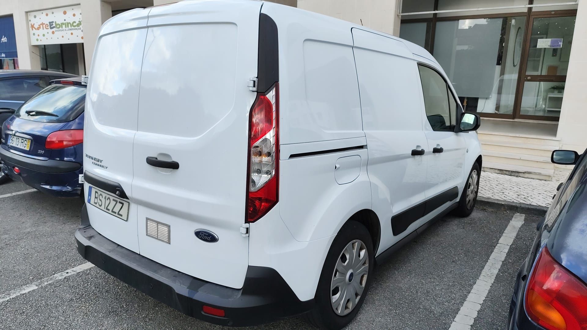 Ford Transit connect 3 lug GPS