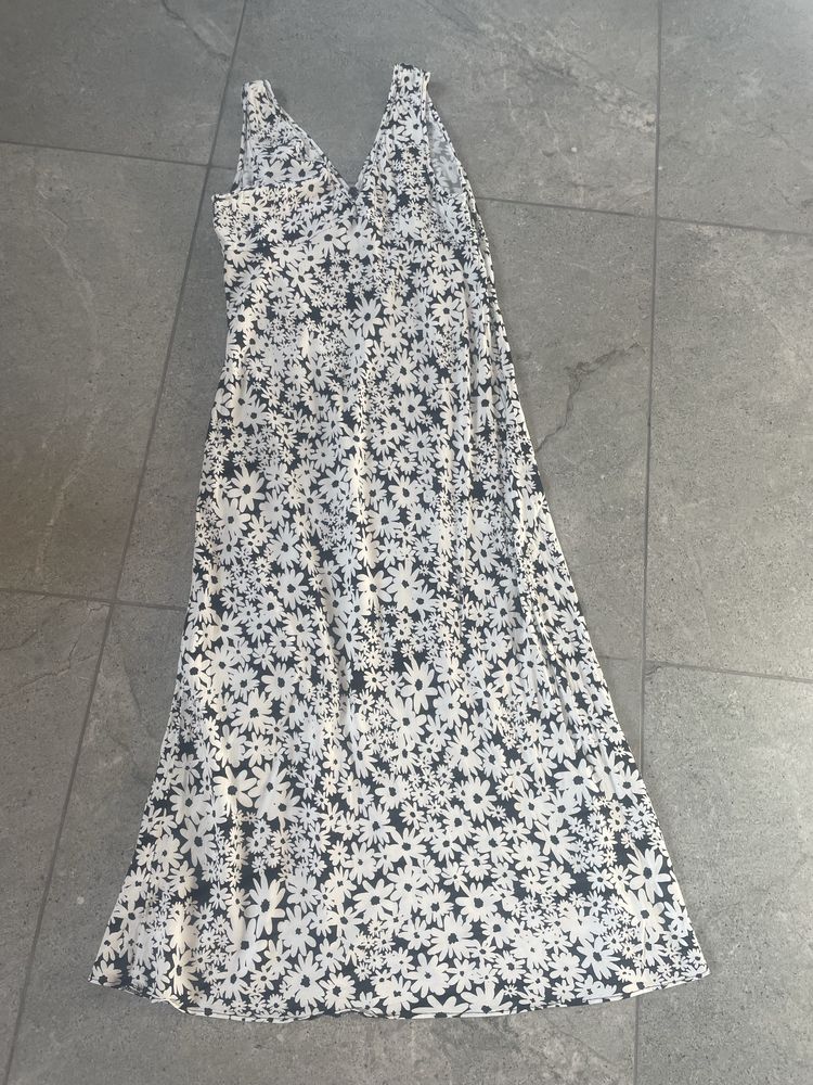 Sukienka r 40 Lw kwiatu