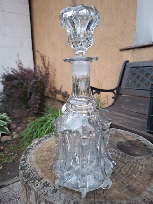 Karafka  Wiktoriańska  na  alkohol