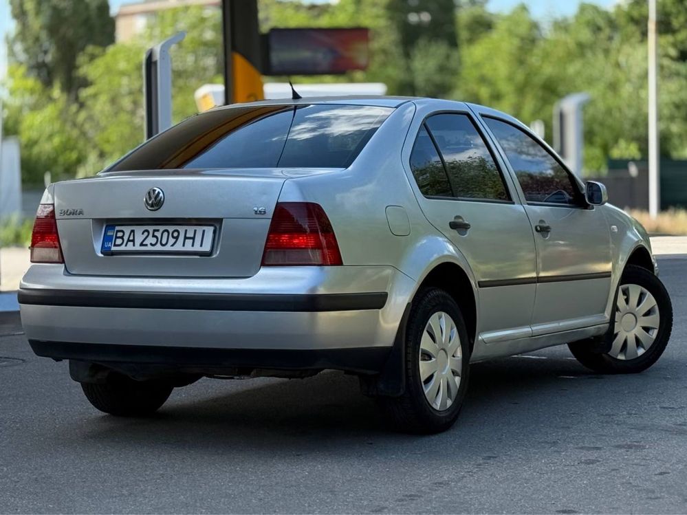 Volkswagen Bora 1.6 MPI АВТОМАТ ГАЗ4