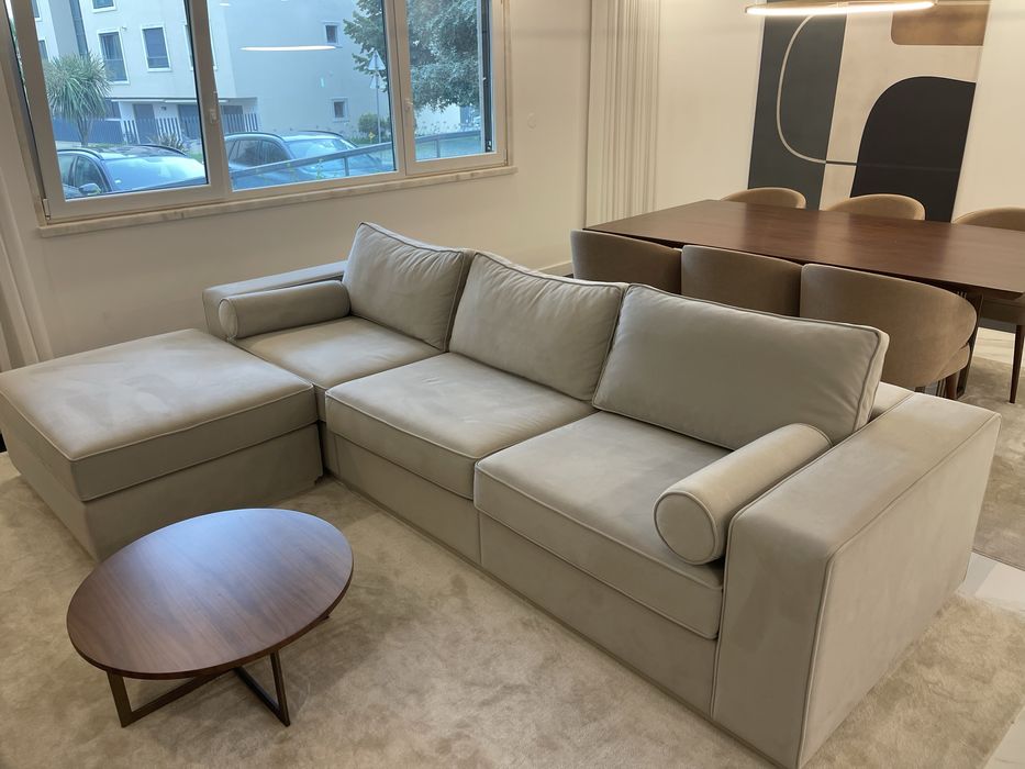 Sofá Novo grandes dimensões + puff