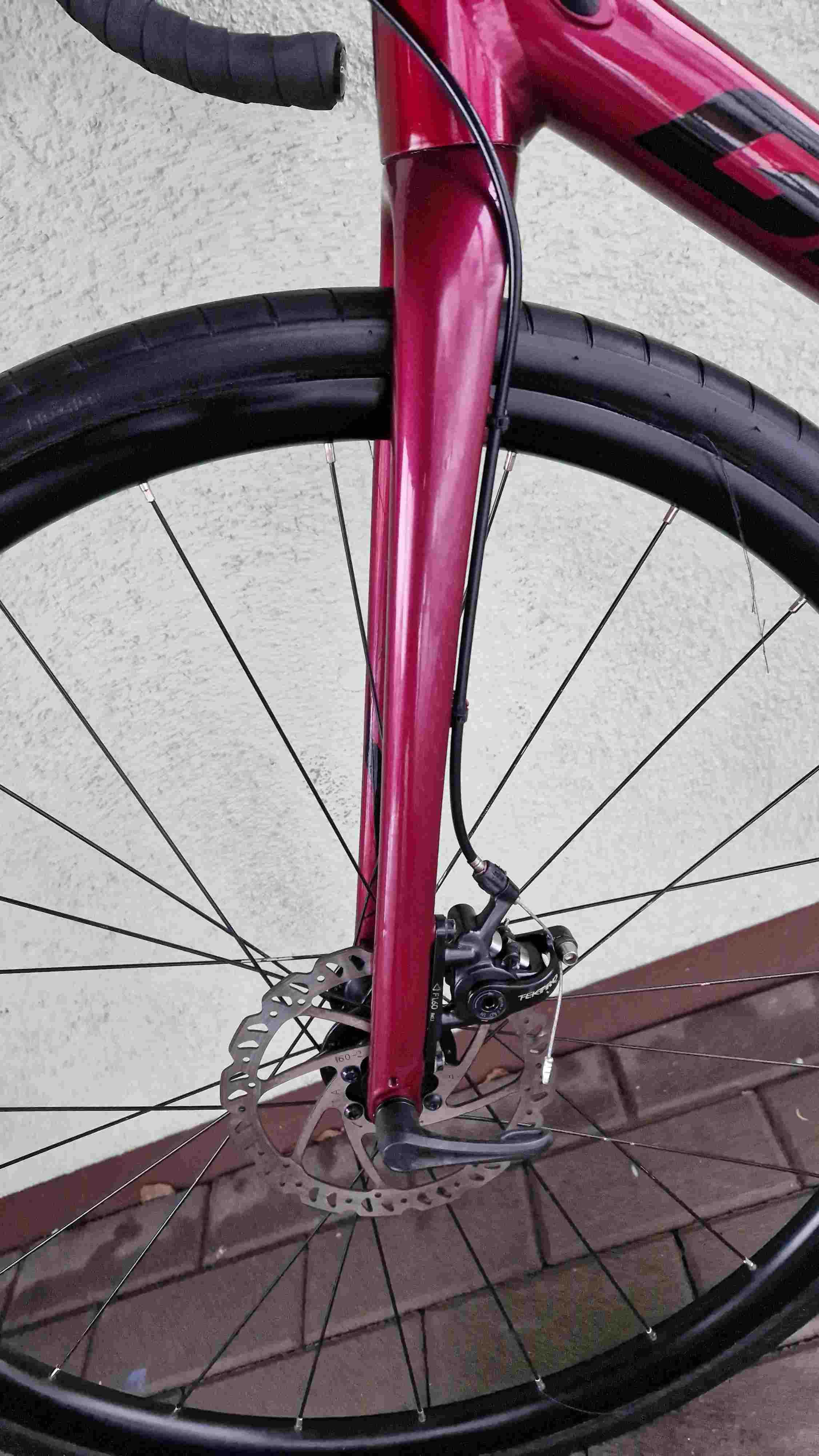 GIANT contend AR SORA alu CARBON gravel endurance rM i L