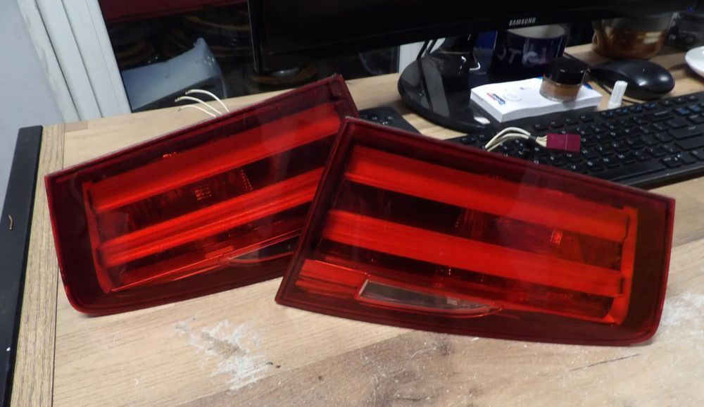 BMW - F11 - LAMPA TYLNA W KLAPĘ - PRAWA/LEWA - LED - CENA ZA 1 SZT - 7203227  7203228