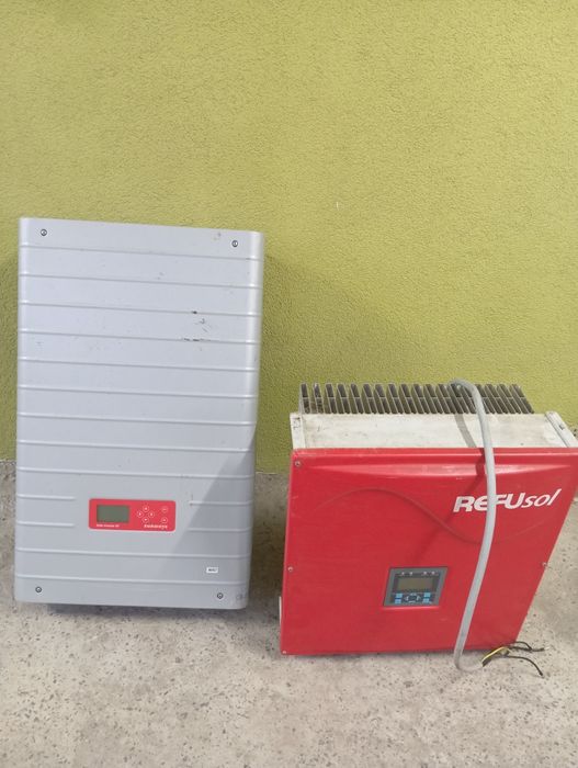 Мережевий інвертор напруги