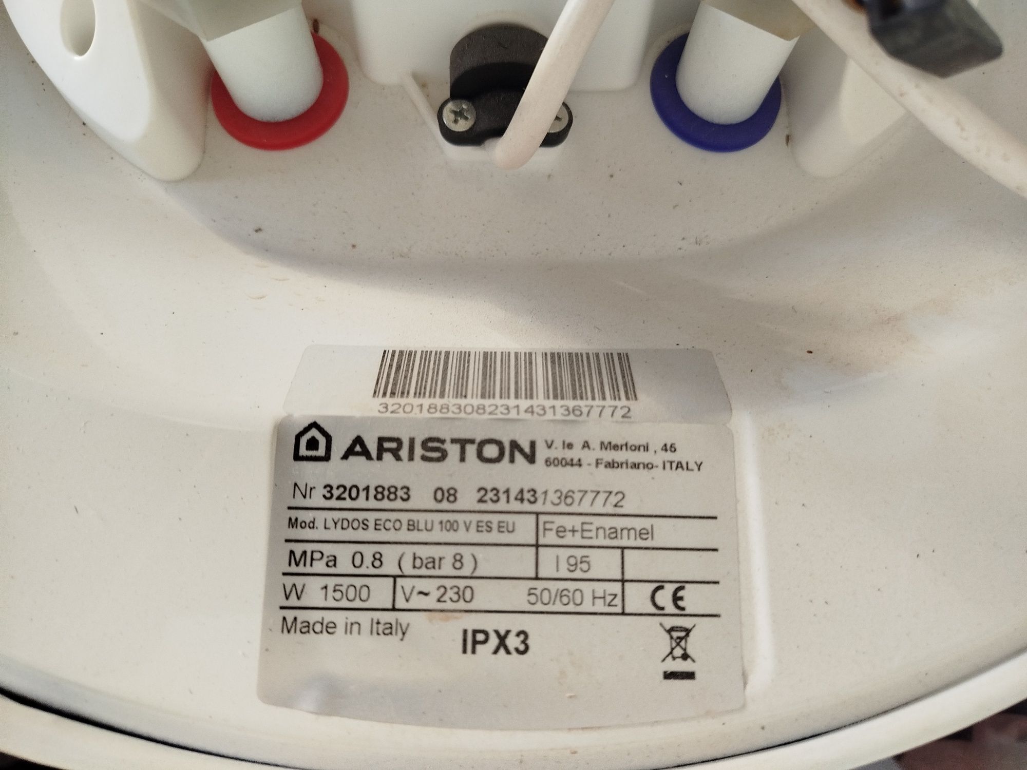 Termoacumulador Ariston 100