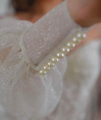 Весільна сукня