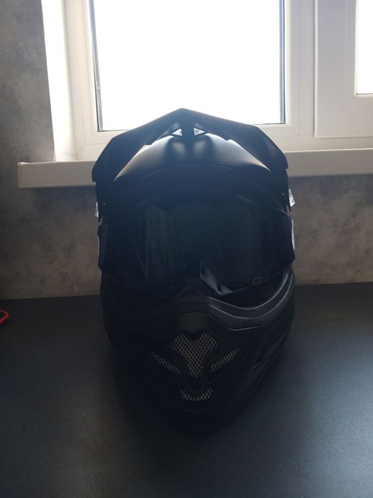 Продам шолом, кросовий!!! СРОЧНО