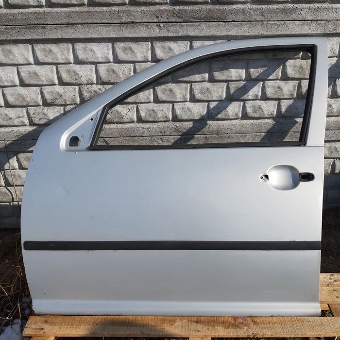 Drzwi Przednie Prawe Lub Lewe Vw Golf 4 IV Srebrne LB7Z