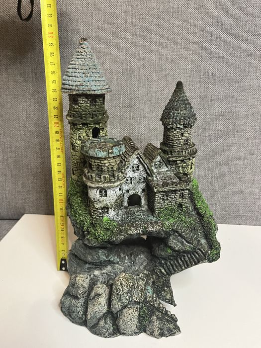 Duży zamek do akwarium 30cm