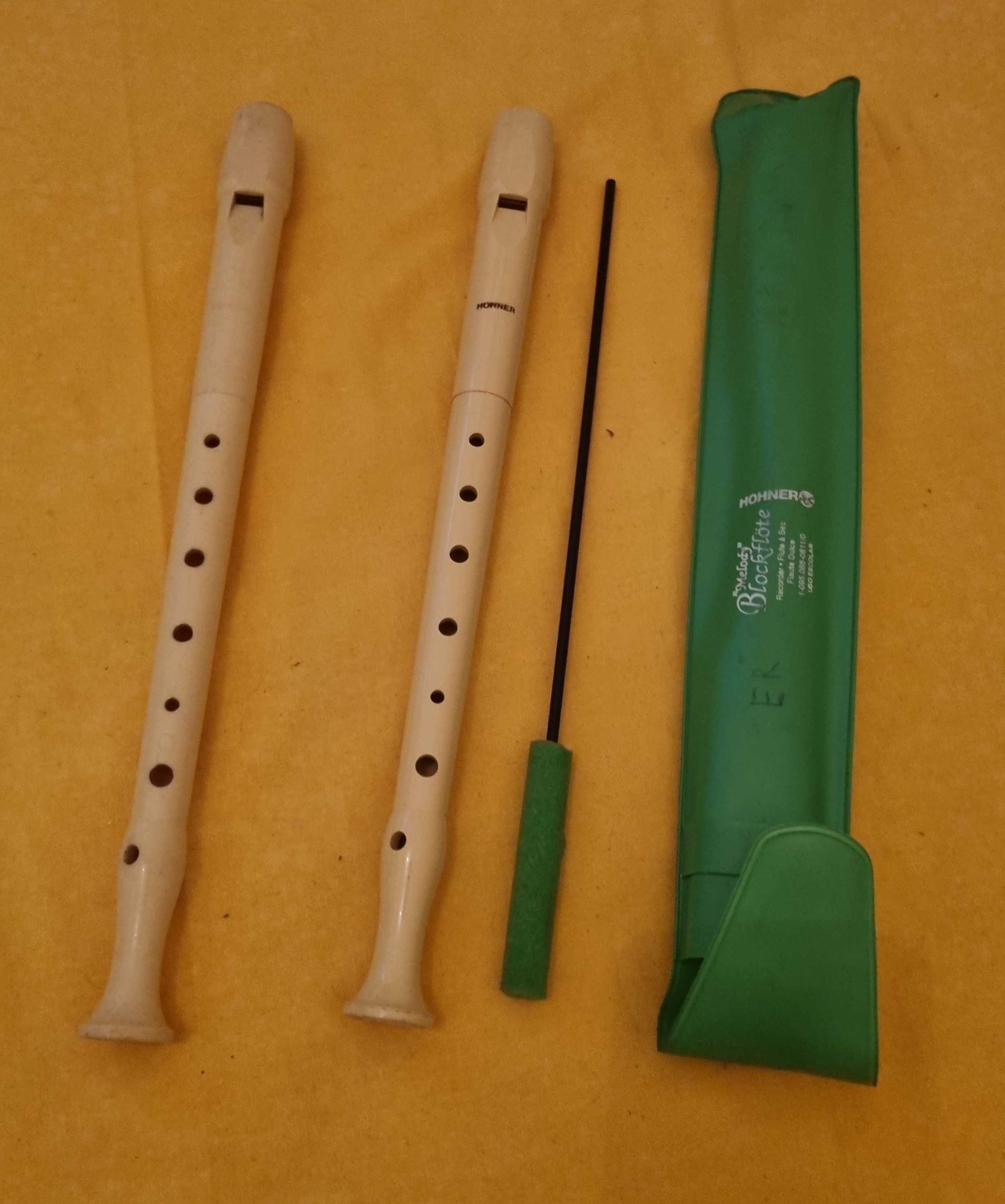 2 Flautas Plástico Hohner valor cada