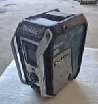 Radio makita DMR115