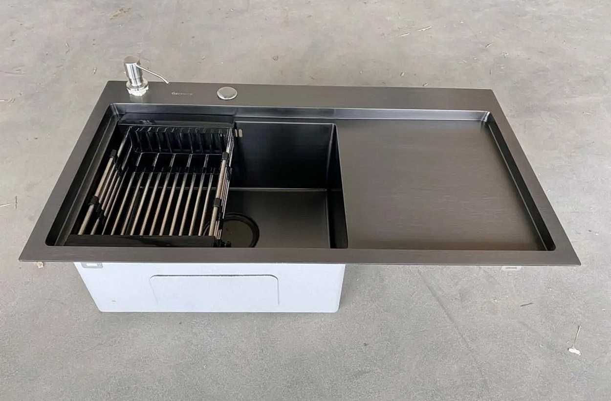 Кухонная матовая черная мойка. 78*43 см. Platinum, нержавеющая сталь