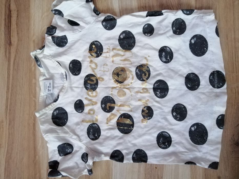 Biała bluzeczka z krótkim rękawem kropki grochy Lindex 86