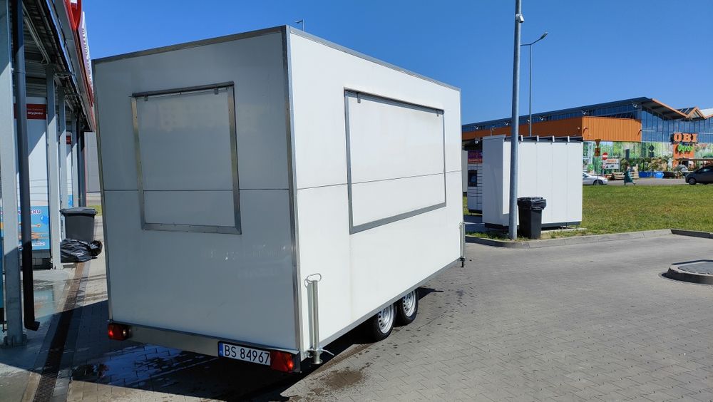 Przyczepa gastronomiczna 4x2m 2-osiowa