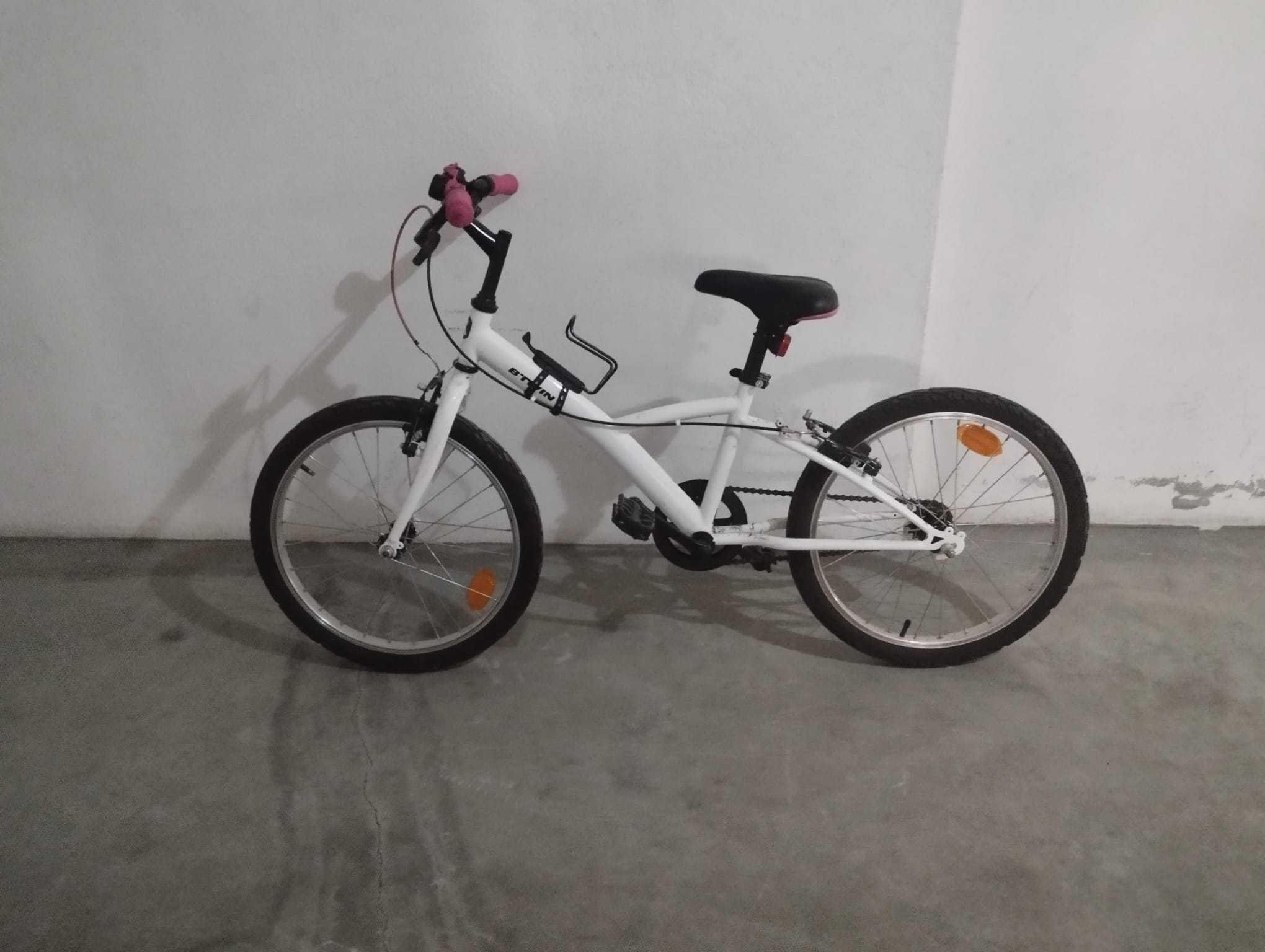 Bicicleta de menina dos 6 aos 9 anos