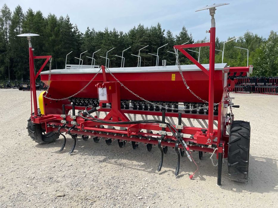 Siewnik zbożowy s107+znaczniki hydrauliczne+pomost - dowóz cała PL
