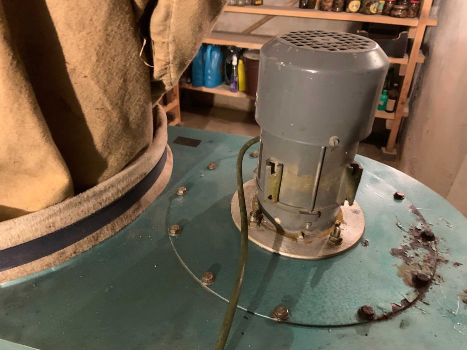 Aerotech mobilny odpylacz odciąg wyciąg mało używany