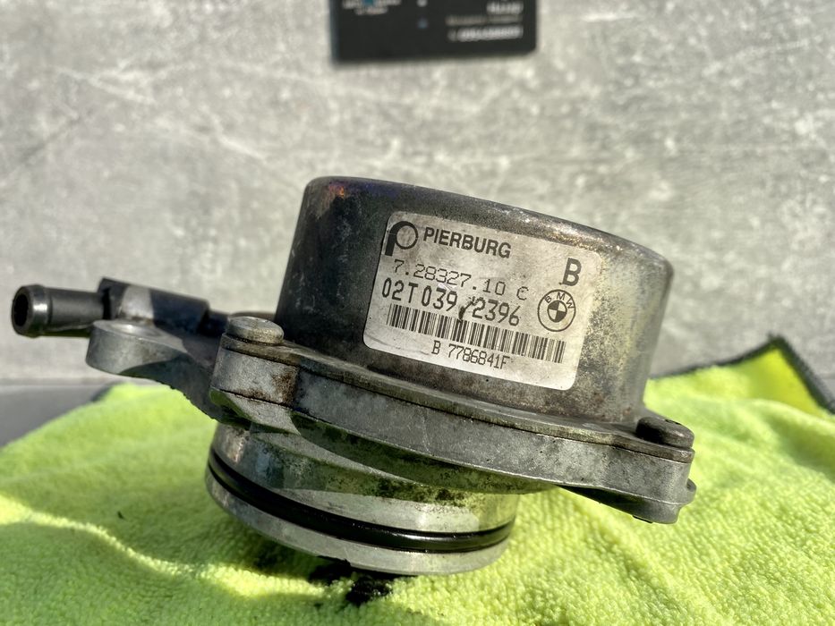 Вакуумний Насос BMW E39 E46 M57 3.0 d Вакуумный БМВ Е39 Е46 М57 3.0 д
