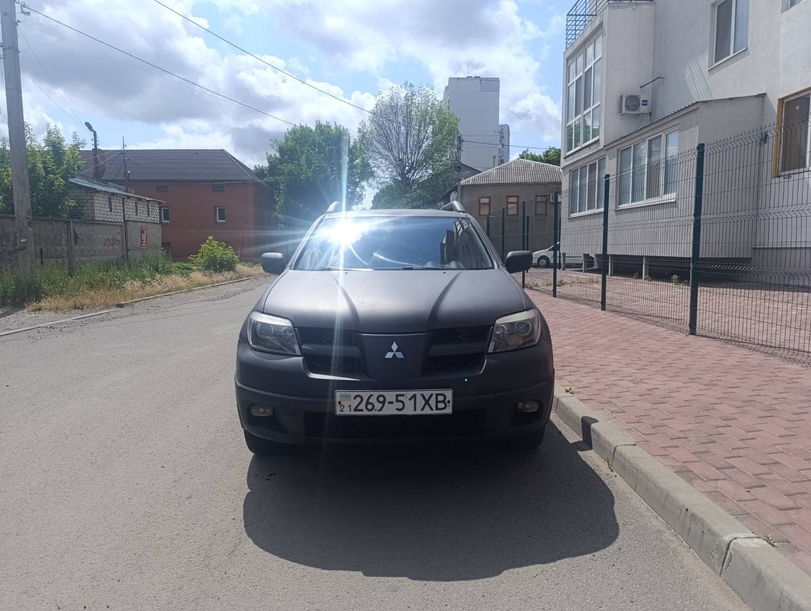 Митсубиси оутлендер