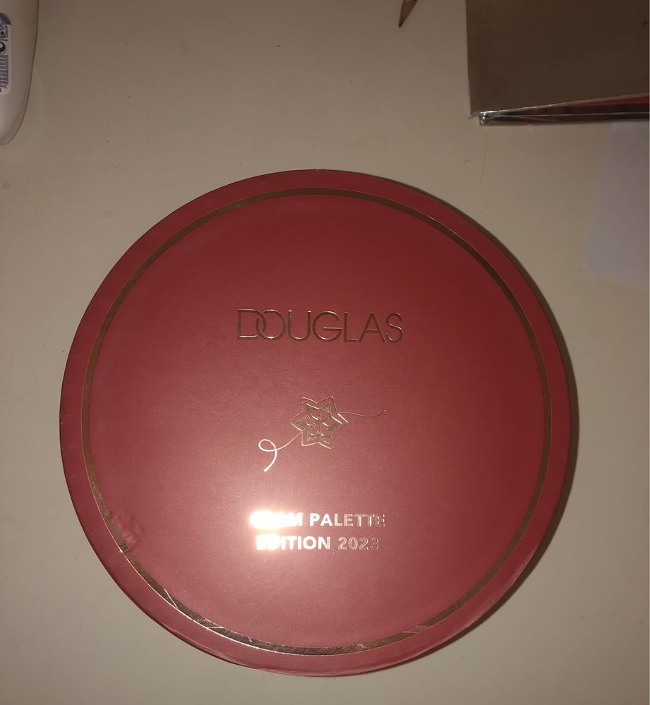 Palette Glamour Douglas