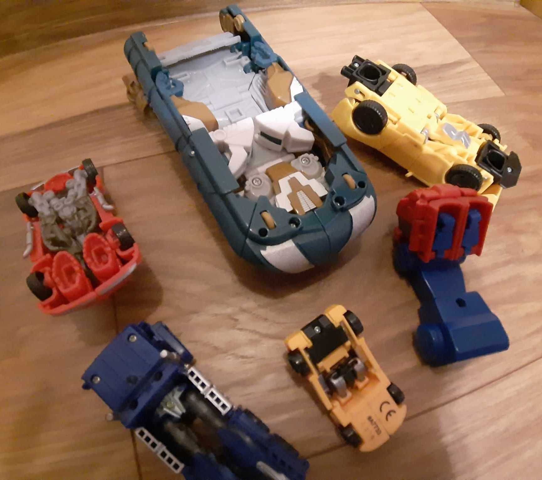 Transformers auto ciężarówka poduszkowiec 6 szt.
