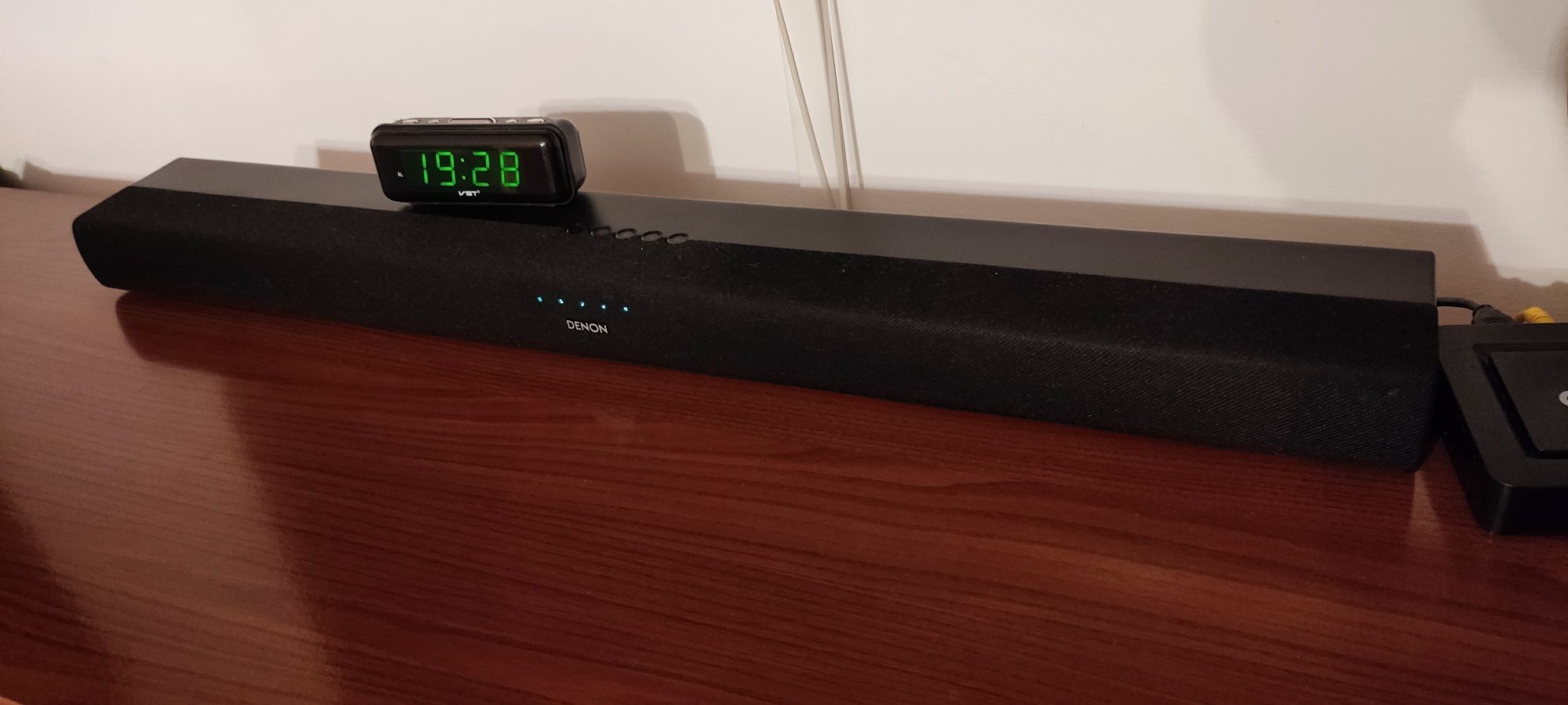 Soundbar Denon DHT-S216