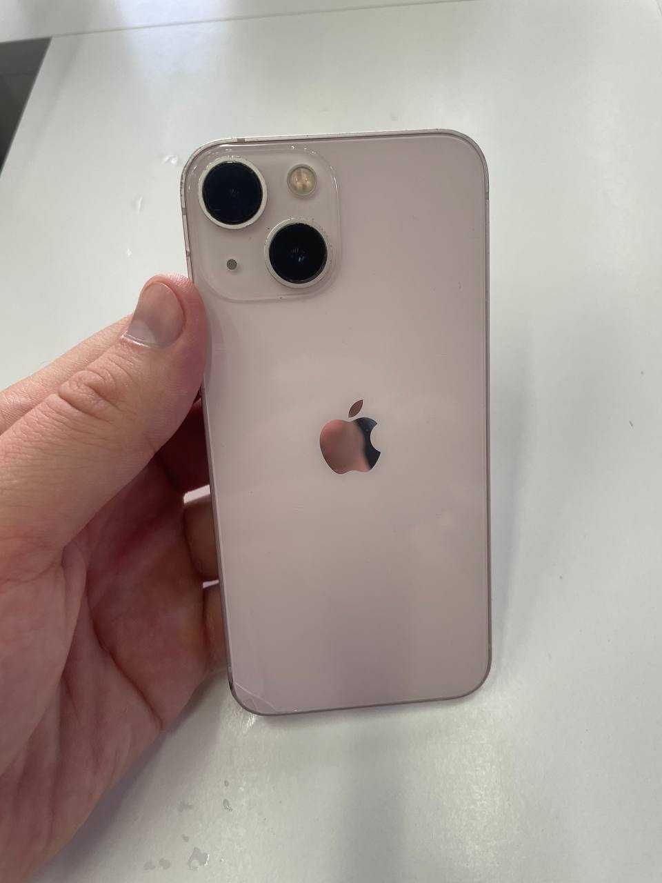 Б/У Apple iPhone 13 Mini 128GB Pink на запчастини