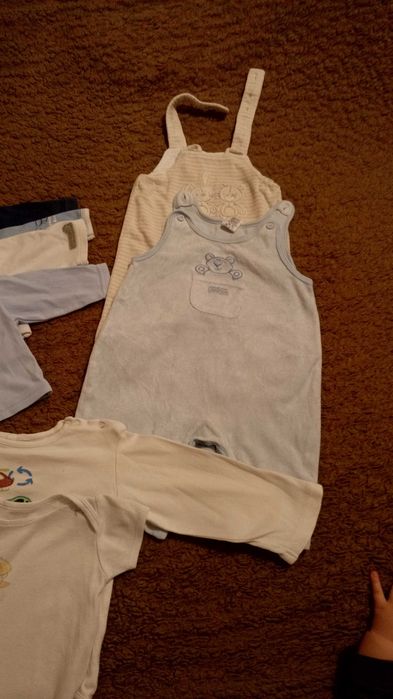 Ubranka body spodnie śpiochy r około 62