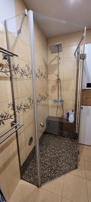 Kabina prysznicowa narożna 112cmx8cm0