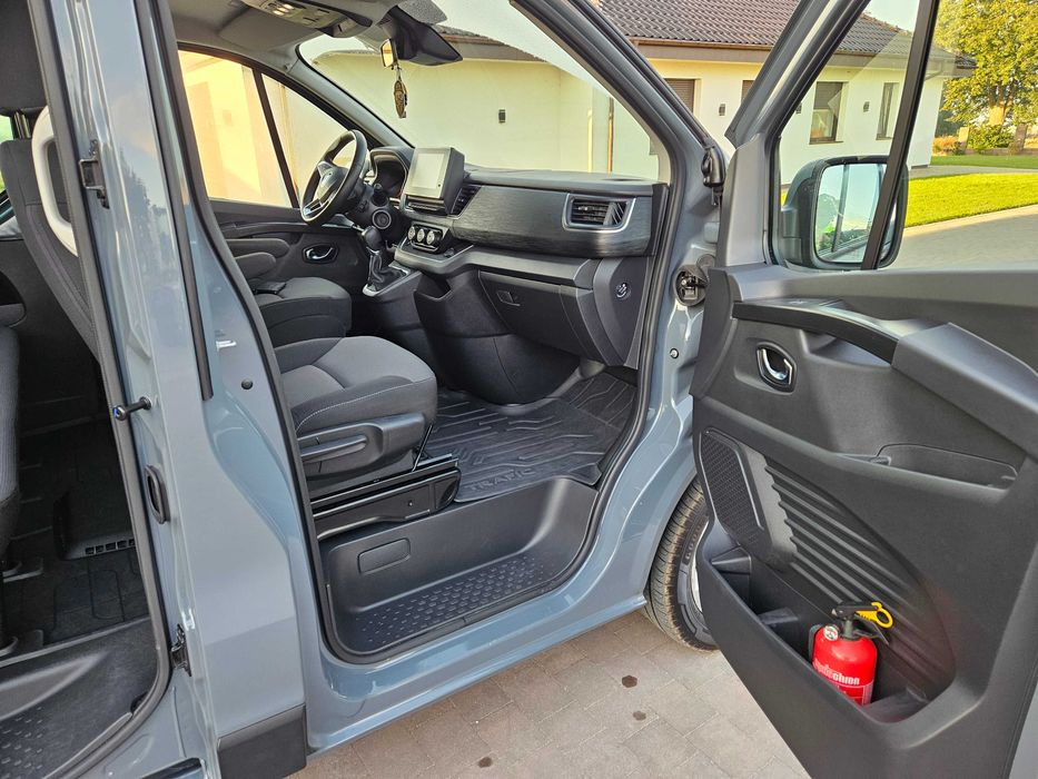 RENAULT TRAFIC combi Grand EQUILIBRE Blue dci 170 EDC , automat