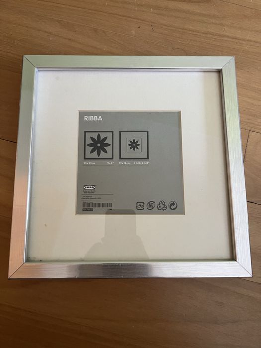 3 Molduras ikea para mesa e para parede