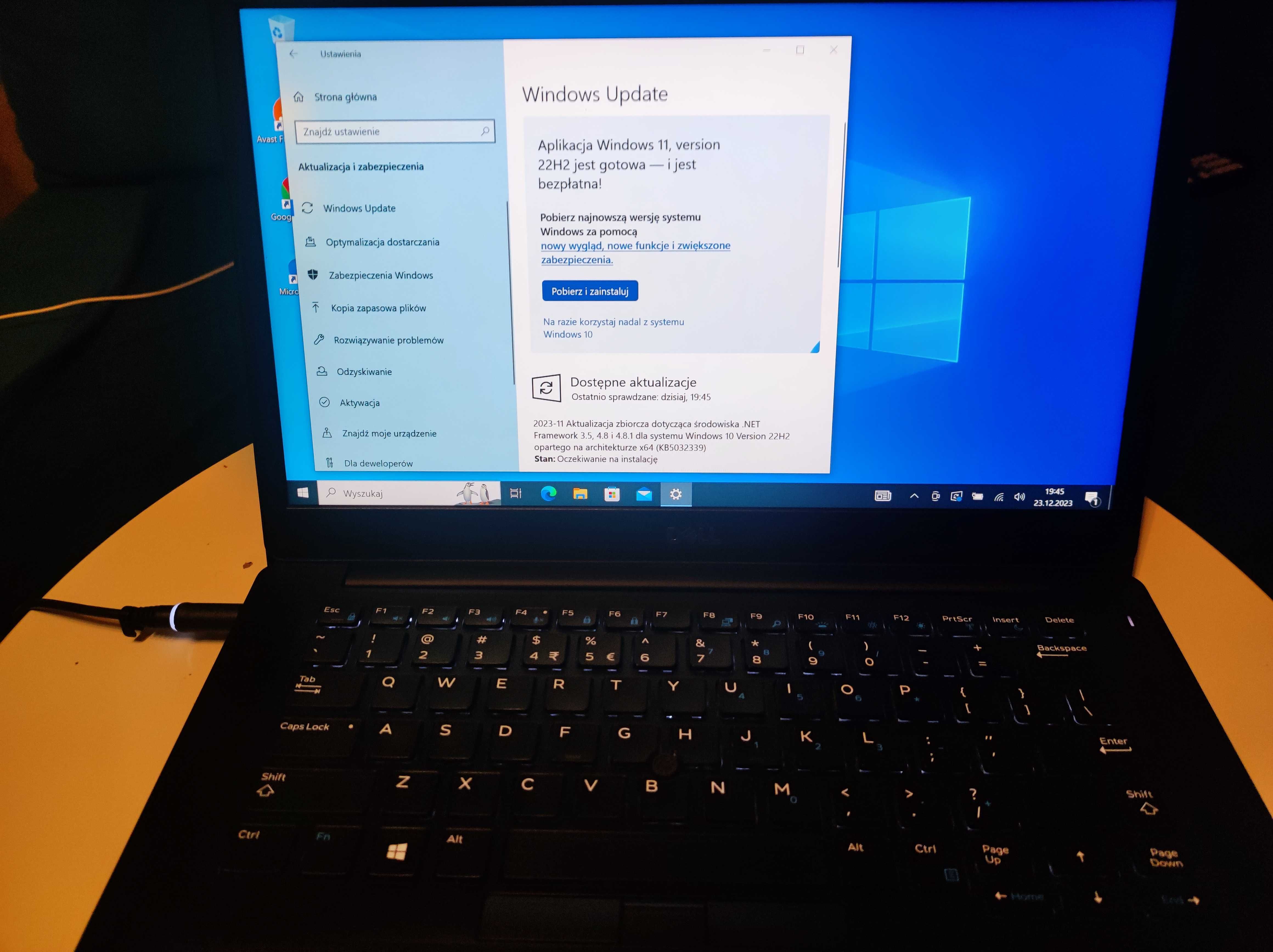 Dell Latitude 7490, i5 16 GB RAM, 512 GB SSD, Win 10 lub 11, torba