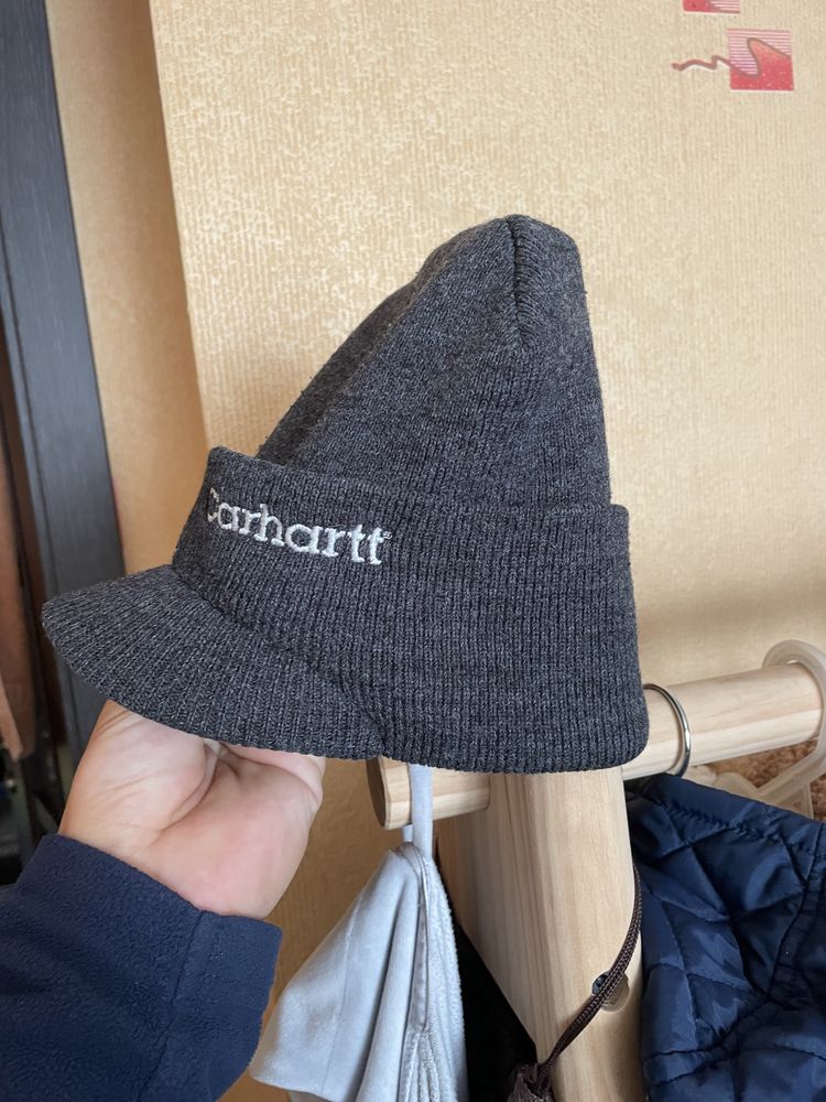 Зимова шапка Carhartt