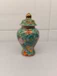 Pote Porcelana Oriental. Pintado à mão. 12 cm