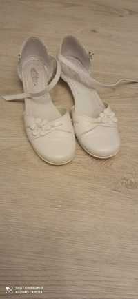 Buty  białe komunijne 38