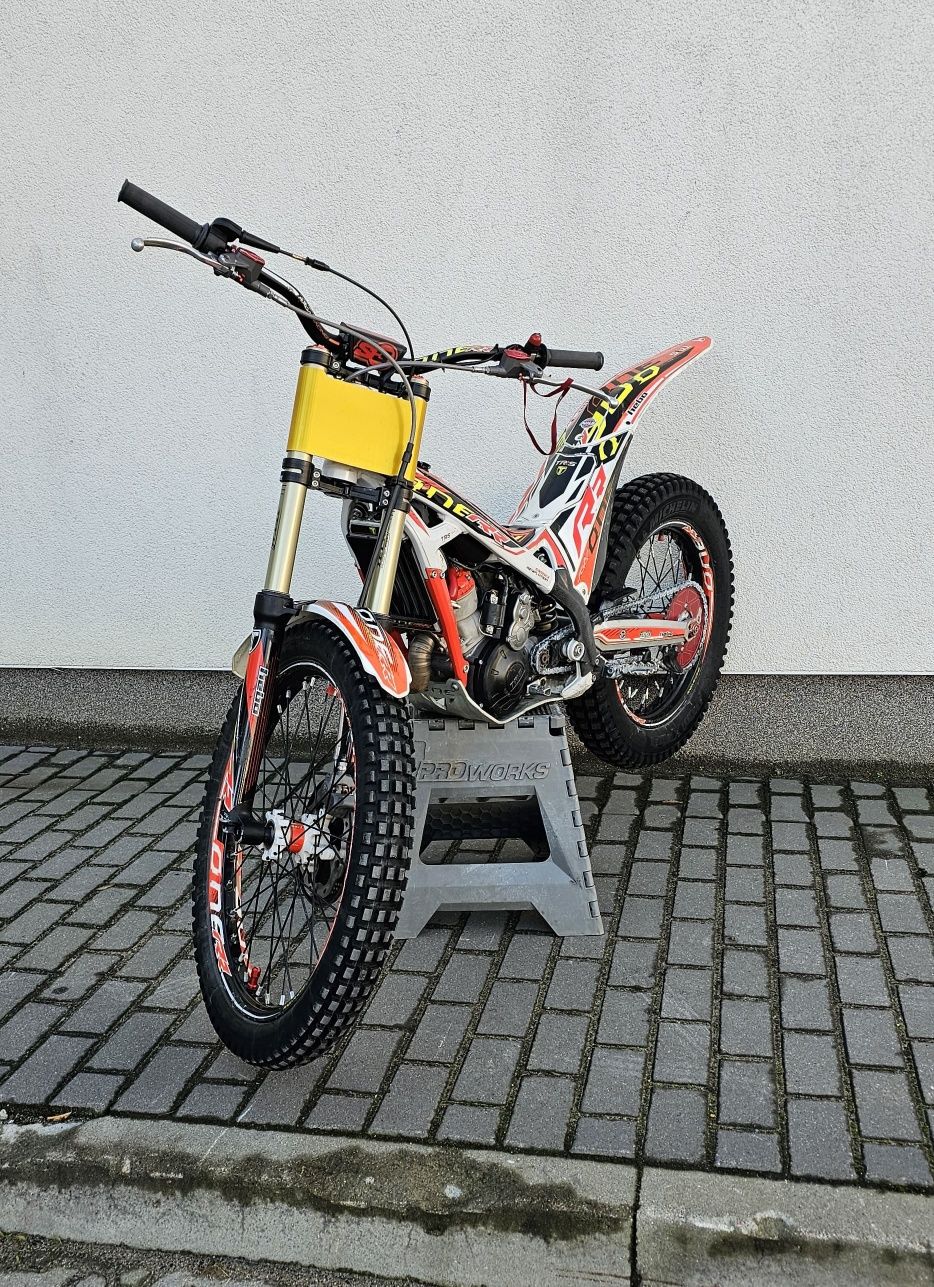 Motocykl trial TRS 250 RR