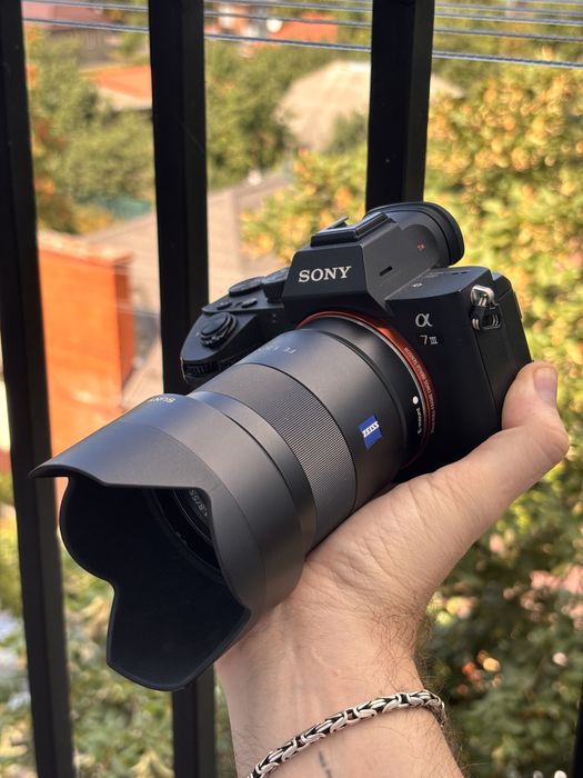 Sony FE 55mm f1.8 ZA