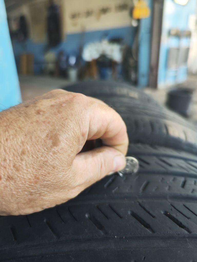 Продам шини Kumho 225/45/18
