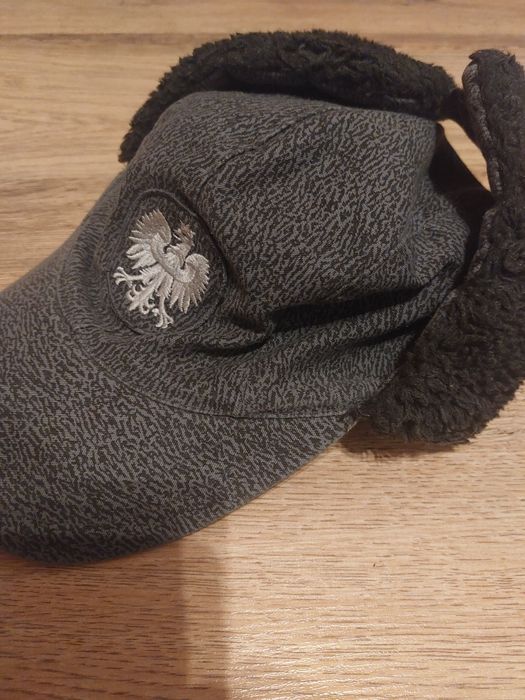 Czapka zimowa służby więziennej