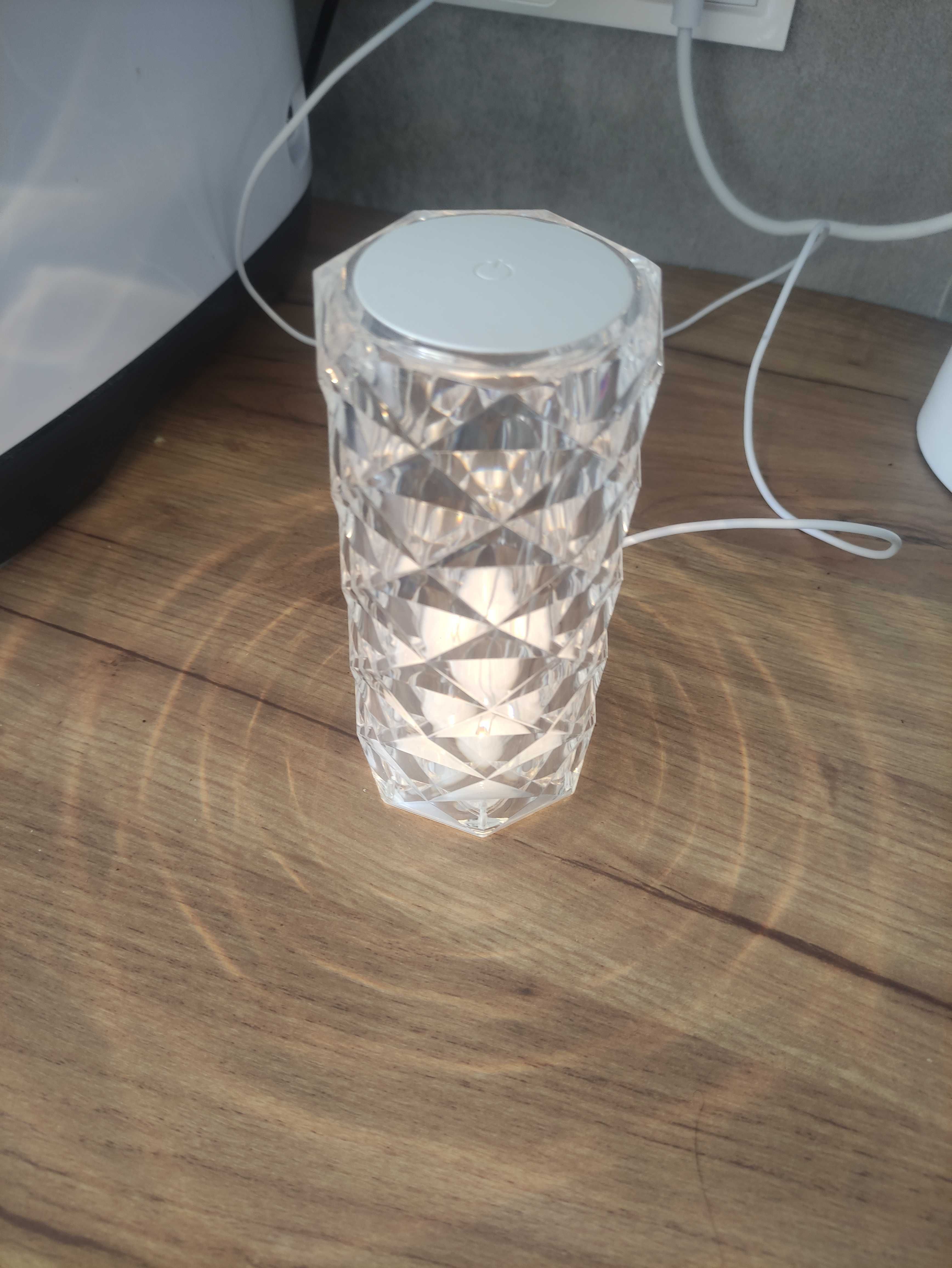 Lampka nocna USB