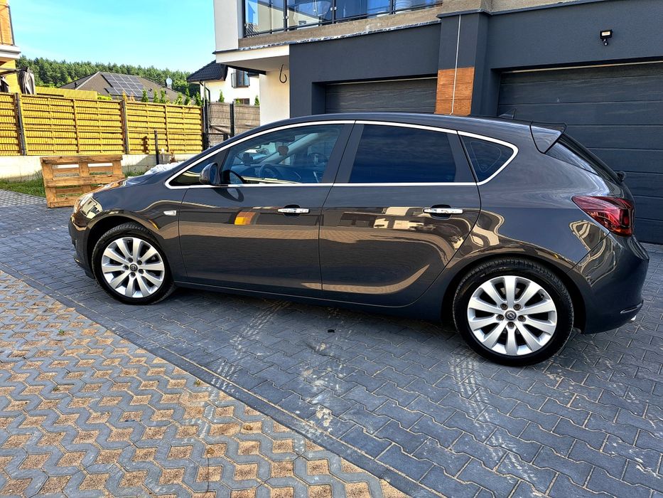 Opel Astra J 2.0cdti