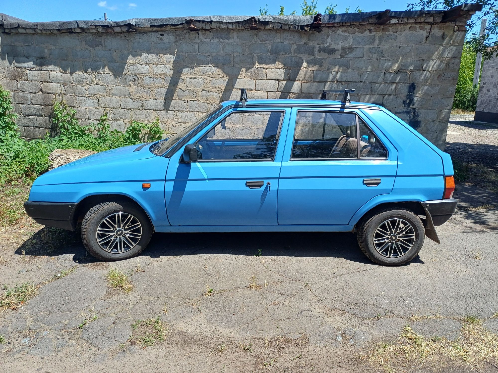 Продам Шкода Фаворит
