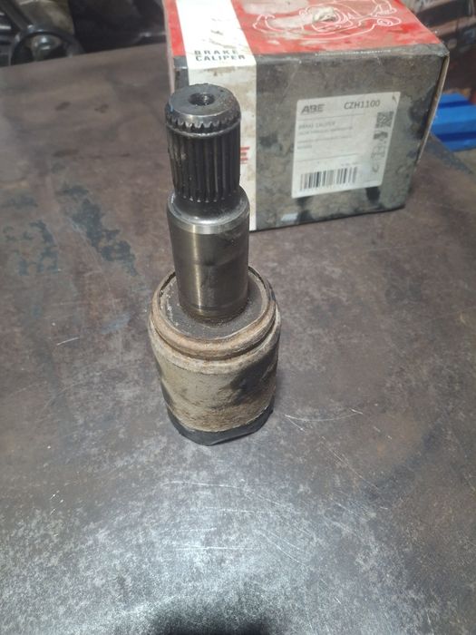 Przegub wewnętrzny prawy suzuki vitara 26z