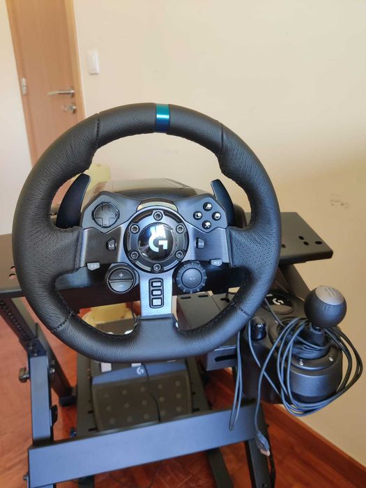 Volante Logitech G923 TRueForce + Pedais + Shifter (PS4/PS5/PC)