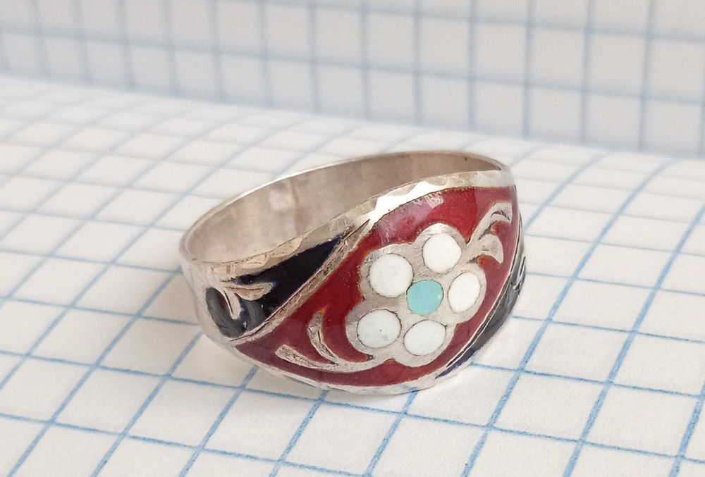 Кольцо Эмаль серебро 925 звезда СССР